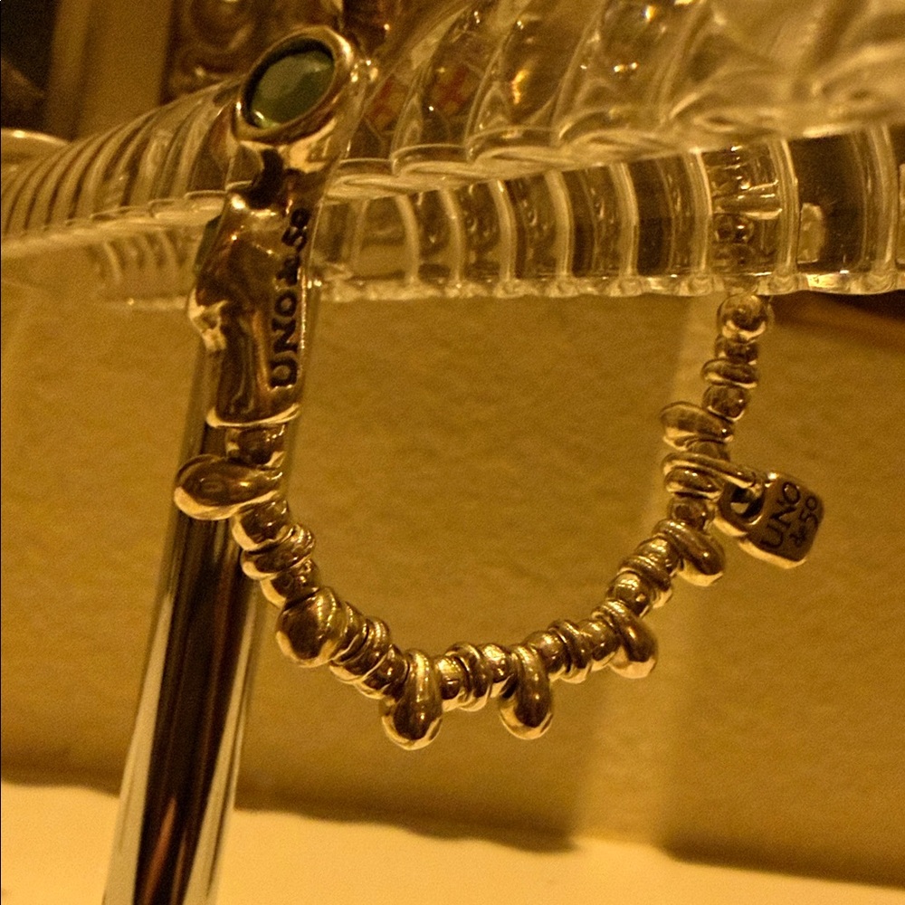UNOde50 Beaded stretch bracelet with blue crystals Size S - Picture 5 of 7